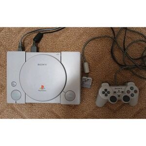 Sony PlayStation 1 Gray With 1 Controller READ DESCRIPTION PS1 Game System Parts